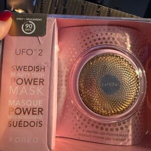 Foreo UFO 2 Fuchsia Beauty Device